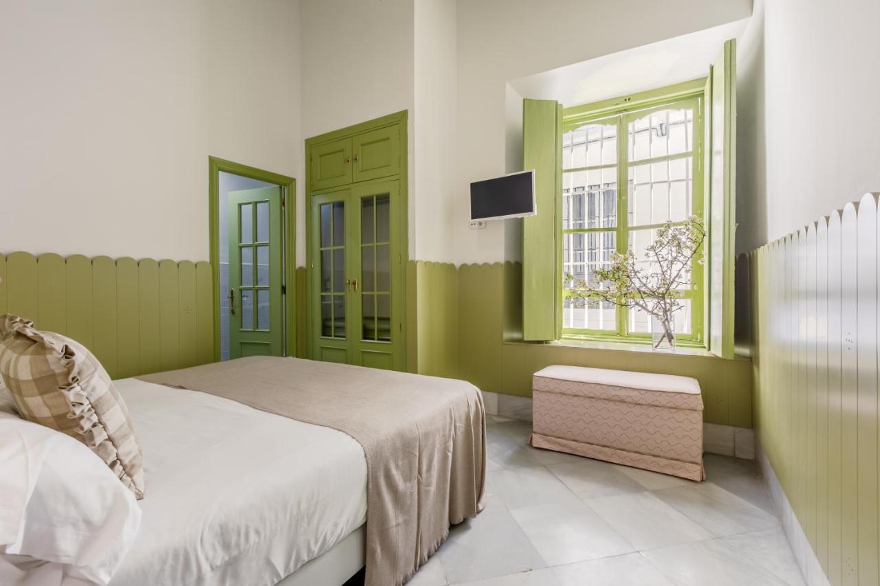 Nuea Giralda Hotel เซบีญา ภายนอก รูปภาพ
